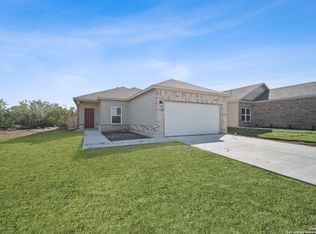7722 Stud Dr, Elmendorf, TX 78112