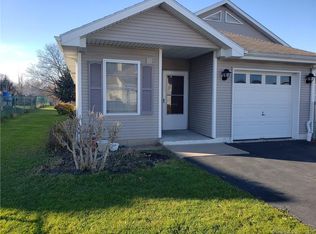 17 Margarita Dr, Hartford, CT 06106