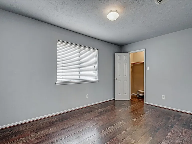 3906 Portman Glen Ln — Photo 17