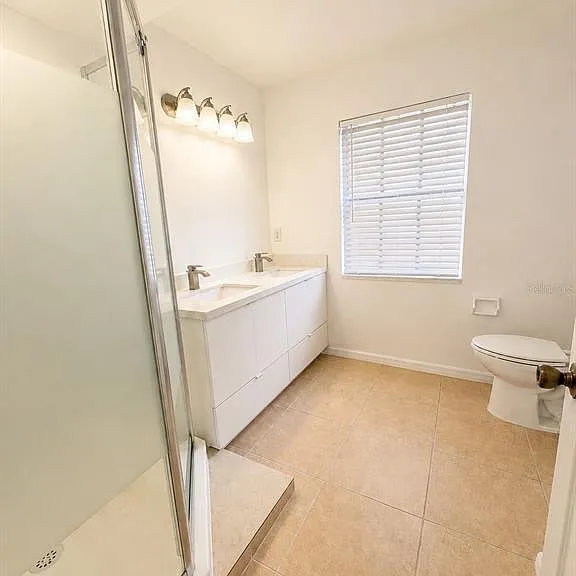 618 Meadow Park Dr — Photo 6