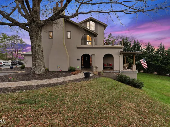 114 Monroe Dr, Bristol, TN 37620
