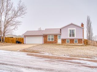 2721 Needle Ct, Gillette, WY 82718
