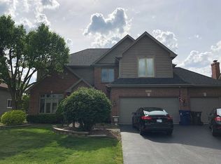 2271 Foxboro Ln, Naperville, IL 60564