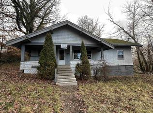 960 NE Maple St, Pullman, WA 99163