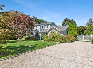 25 Bishops Ct, Southampton, NY 11968