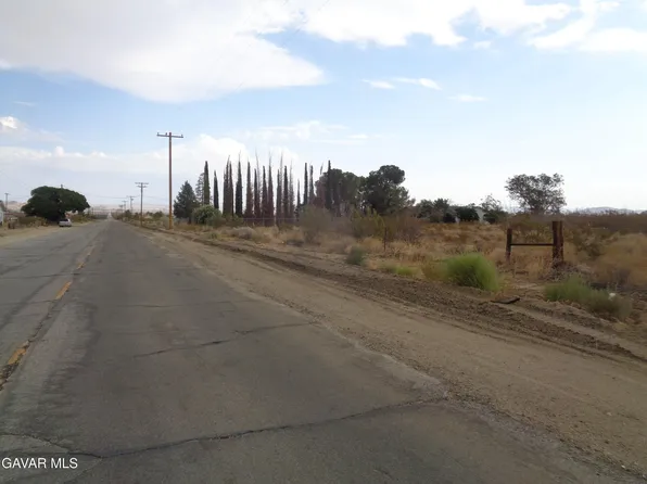 165 East Ave E #W12, Palmdale, CA 93550