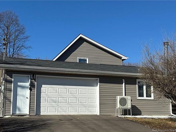 3rd image of 192 Gondola Point Rd