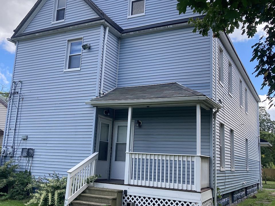 1st image of 6000 Wakefield Ave #6002