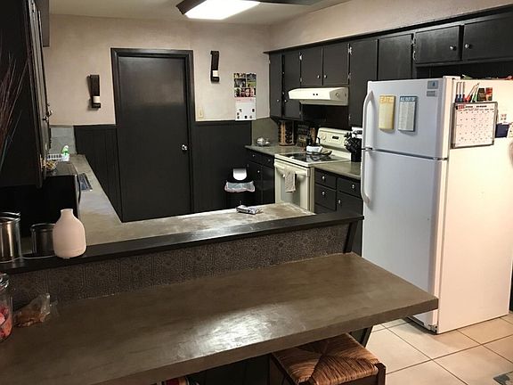 3rd image of 6012 Avenue V