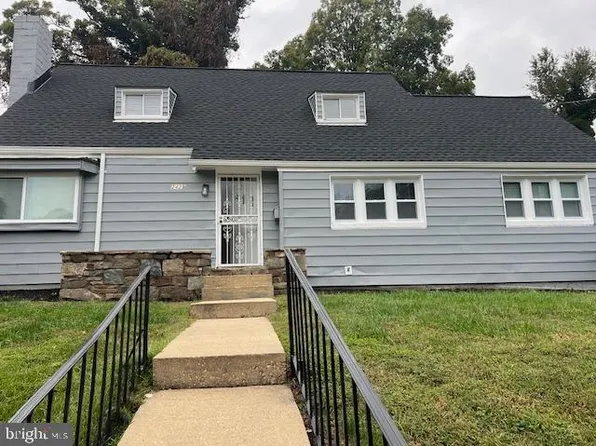 2429 Green Valley Dr, Suitland, MD 20746