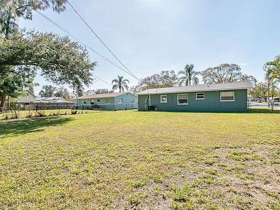 3rd image of 5065 Bell Meade Dr
