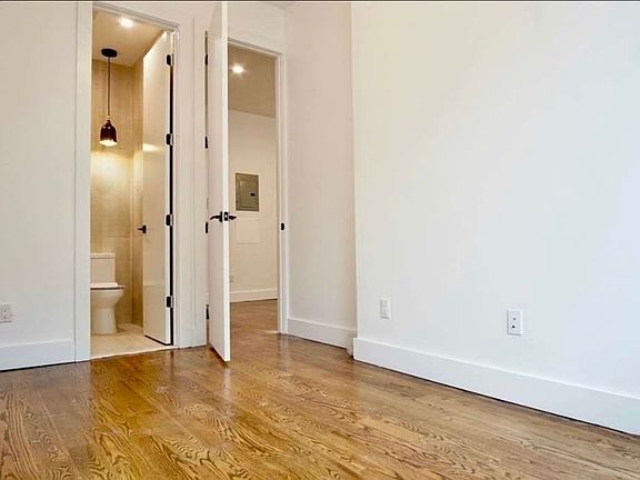 2nd image of 200 Scholes St #1