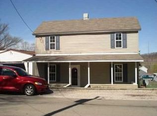1374 Charles St, Logan, OH 43138