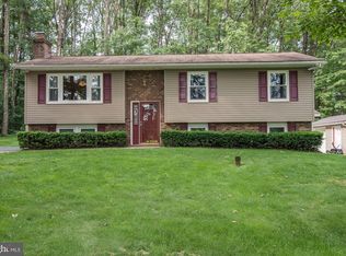 1923 Sams Creek Rd, Westminster, MD 21157