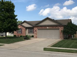 850 Lost Tree Dr, Sherman, IL 62684