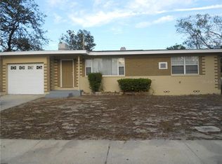 949 Lewis Dr, Daytona Beach, FL 32117