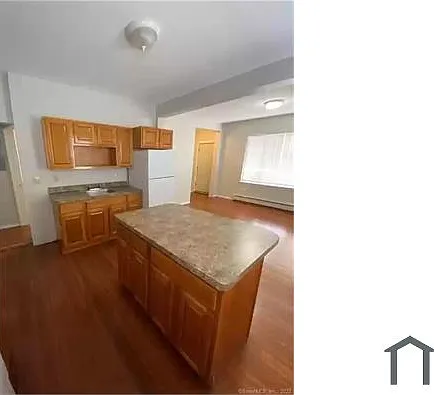 263 Martin St #1 — Photo 4