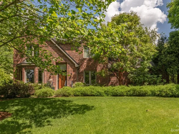 7772 Brass Creek Dr, Dexter, MI 48130