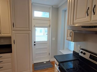 1007 E McCarty St APT B, Jefferson City, MO 65101