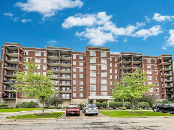 5555 N Cumberland Ave Unit 309, Chicago, IL 60656