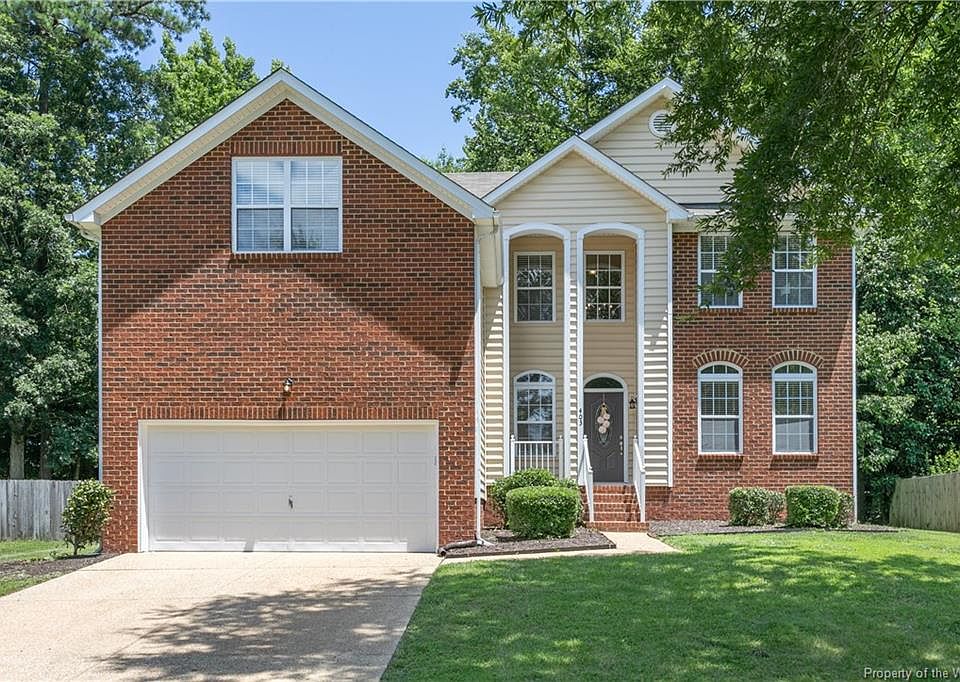 1st image of 403 Spinnaker Way