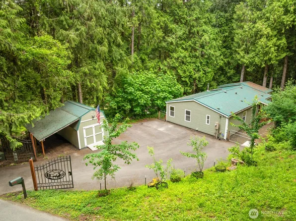 341 E Cedar Street, Belfair, WA 98528