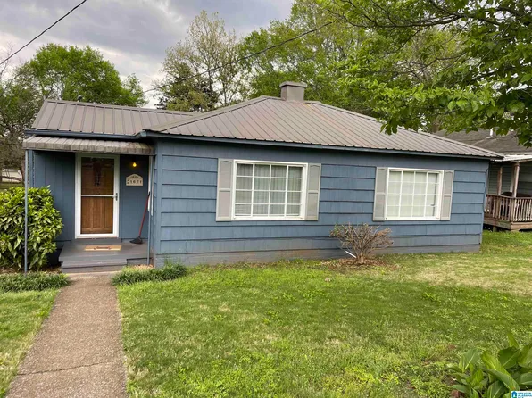 1621 27th Ave N, Hueytown, AL 35023
