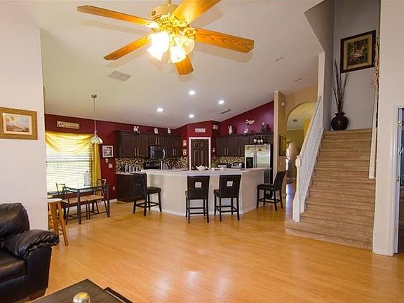 4th image of 2708 Prestwick Ln