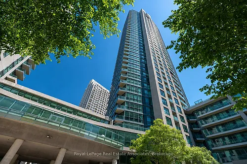 215 Fort York Blvd #2411 Photo 1