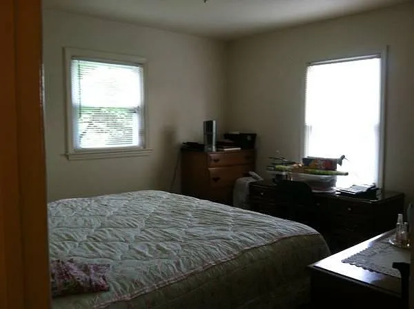 105 Saint Ives Rd — Photo 7