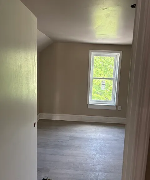 109 Walnut Ave — Photo 1