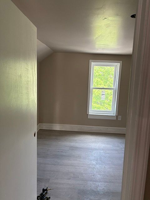 1st image of 109 Walnut Ave