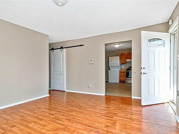 5th image of 1702 Rodman Ave