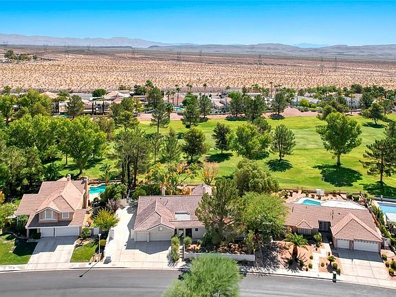 2nd image of 1579 Bermuda Dunes Dr