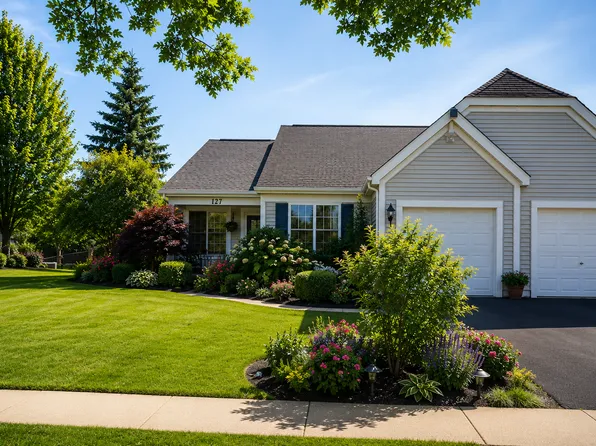 127 W Amberley Dr #127, Round Lake, IL 60073