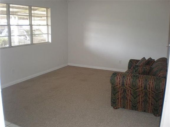 4th image of 3315 Avenue M