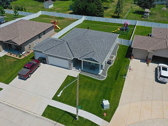 4th image of 2535 Idaho Ave