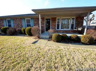 7402 Templeton Dr, Louisville, KY 40214