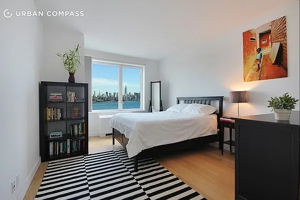 Sold by Compass | media 4