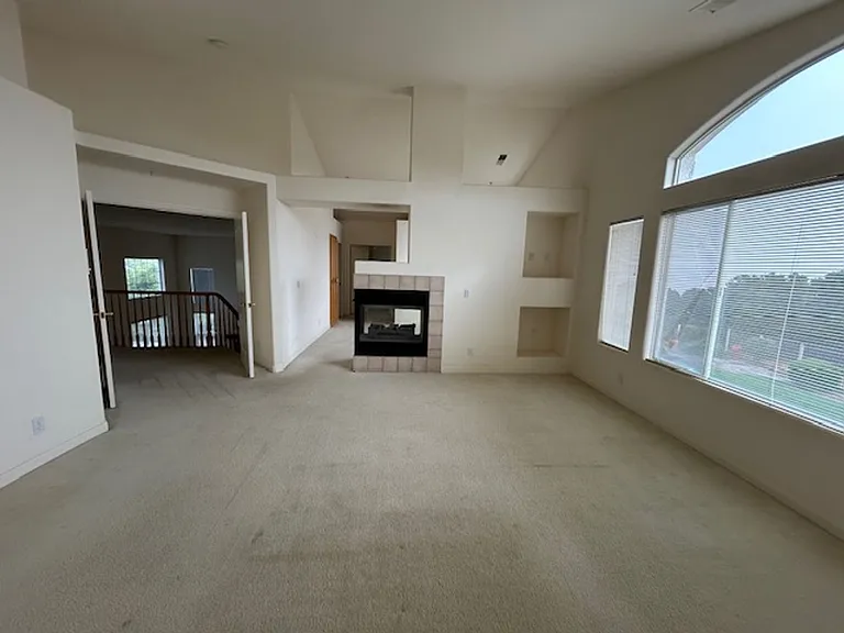 19535 Cortina Ct — Photo 23