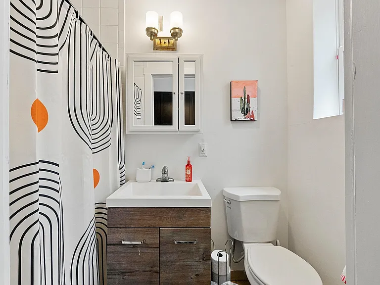 1017 Park Ave #1 — Photo 11