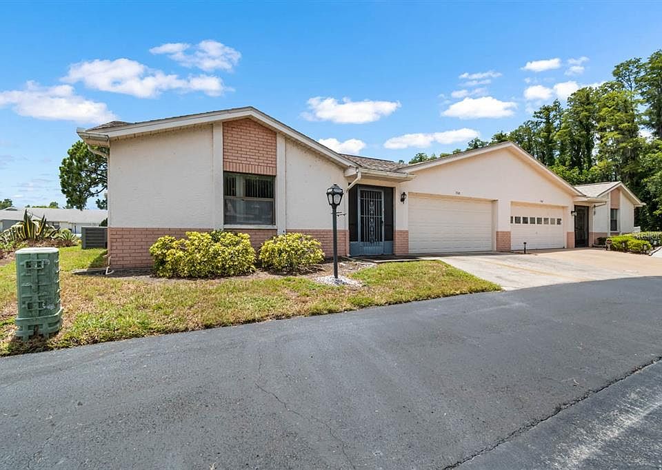 1st image of 1760 Atrium Dr