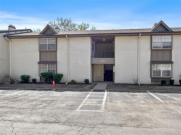 2nd image of 1705 E Lindsey St APT 3