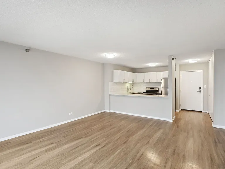 100 Forest Place Apartments — Photo 48
