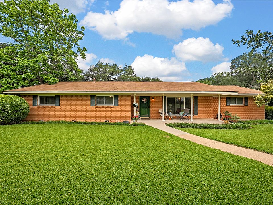 1st image of 9609 Fair Cir