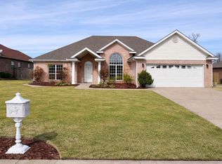 137 Grizzly Bear Dr, White Hall, AR 71602