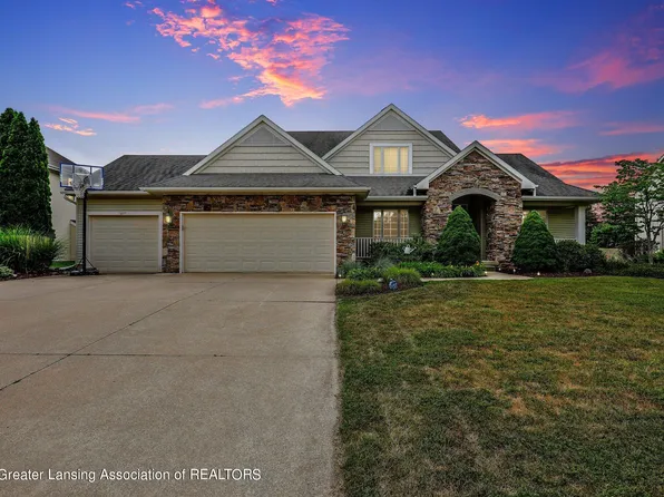 13205 Speckledwood Dr, Dewitt, MI 48820