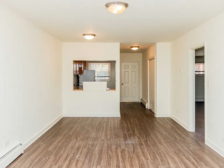 Gardenwood Apartments — Photo 29