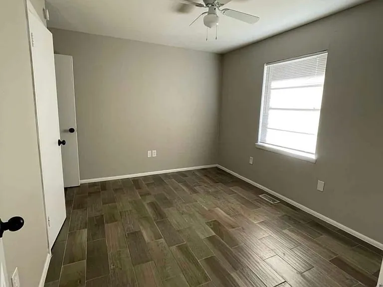1516 NW 43rd St — Photo 7