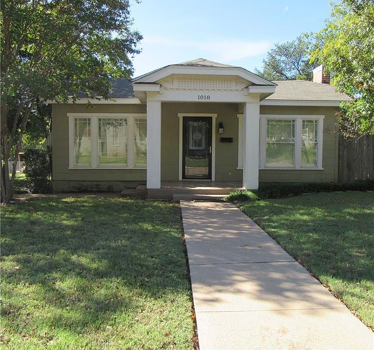 1st image of 1018 Santos St